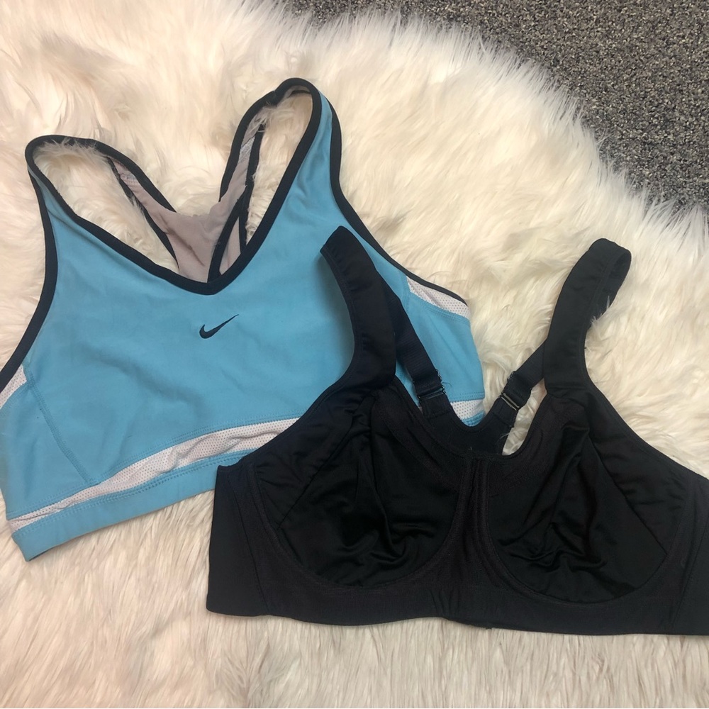 Bundle of 2 Sports Bras XL Fitness Nike Champion 38C